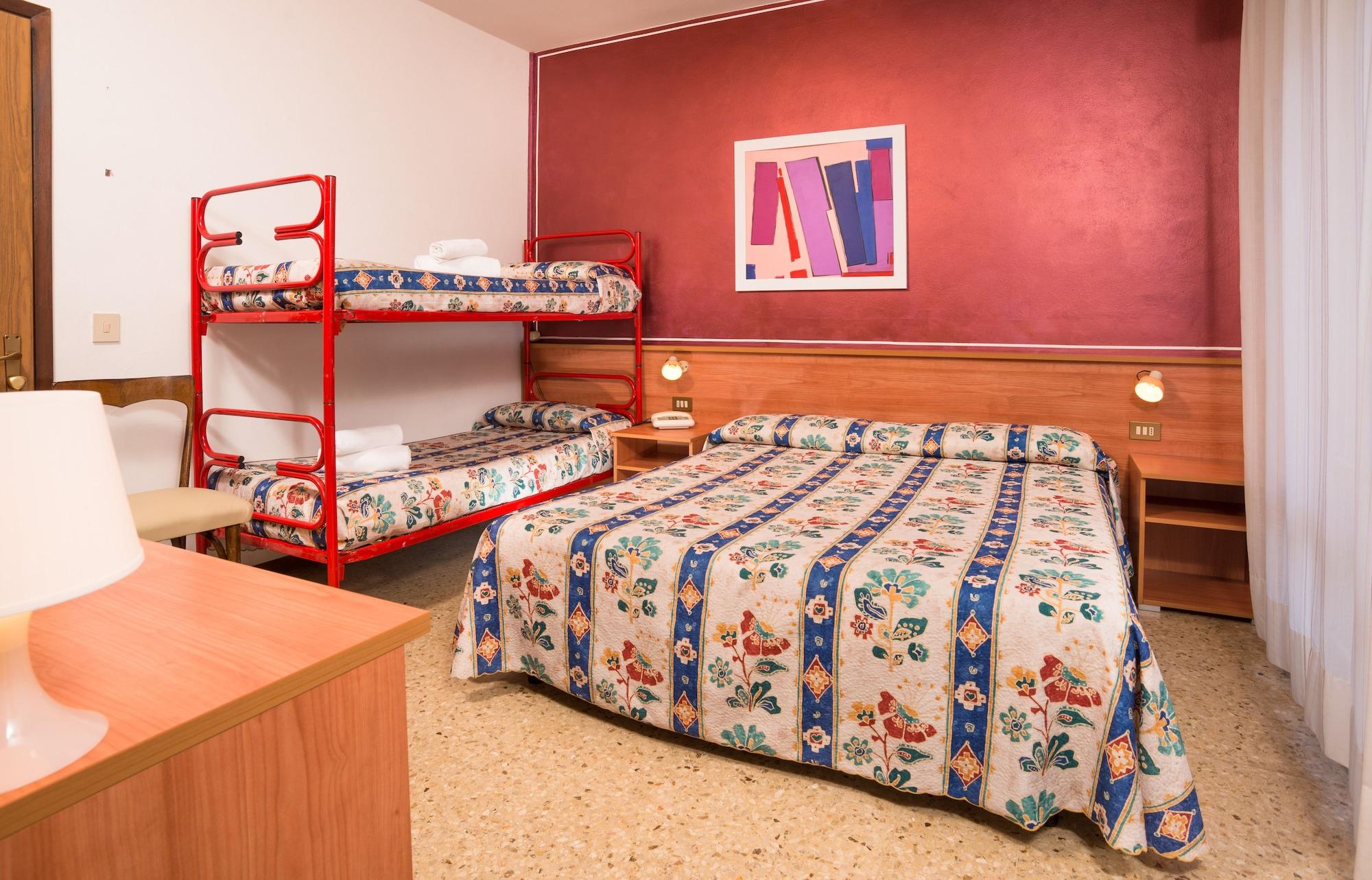 Hotel Azzorre Lido di Jesolo Ngoại thất bức ảnh