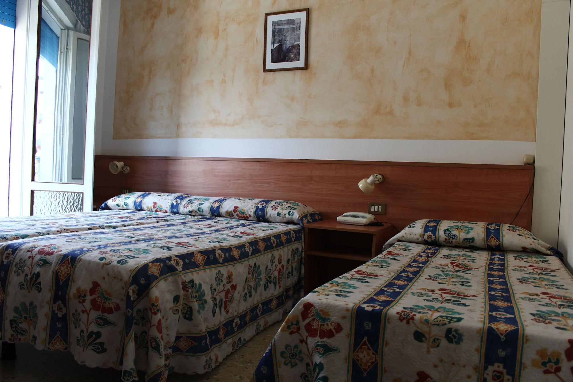 Hotel Azzorre Lido di Jesolo Ngoại thất bức ảnh